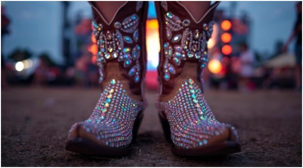 Why Are Bedazzled Boots a Festival Staple?